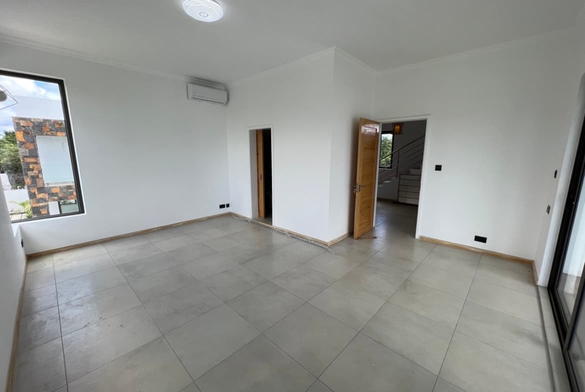 Villa – Pereybere For Sale - 2